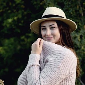 Meet your Posher, Aryana